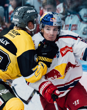 Red Bulls feiern nach hartem Fight noch klaren Sieg gegen Pustertal Red Bulls feiern nach hartem Fight noch klaren Sieg gegen Pustertal