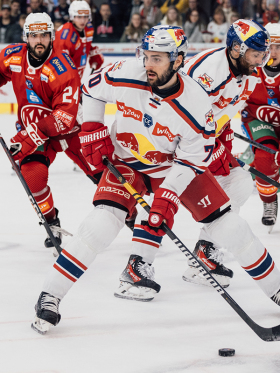 Im Finale geht es für die Red Bulls wie im Vorjahr gegen den KAC Im Finale geht es für die Red Bulls wie im Vorjahr gegen den KAC