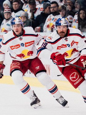Red Bulls gewinnen Spitzenspiel gegen Bozen mit 6:3 Red Bulls gewinnen Spitzenspiel gegen Bozen mit 6:3