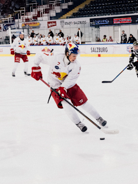 Red Bull Hockey Juniors lose 3:2 to Merano Red Bull Hockey Juniors lose 3:2 to Merano