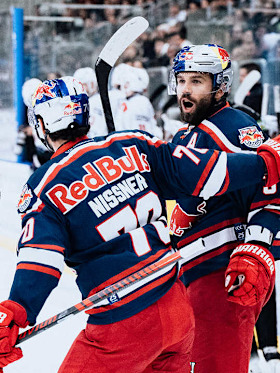 Red Bulls gewinnen Spitzenspiel in Székesfehérvár mit 5:1