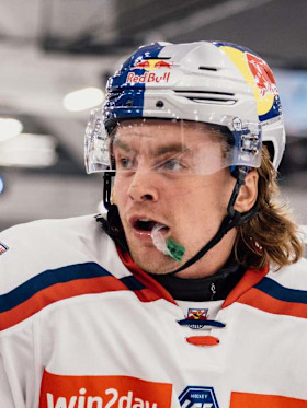 Troy Bourke ist auf dem Weg zu seiner besten Profi-Saison Troy Bourke ist auf dem Weg zu seiner besten Profi-Saison