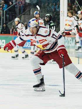 Red Bulls verlieren Schlagerspiel in Klagenfurt Red Bulls verlieren Schlagerspiel in Klagenfurt