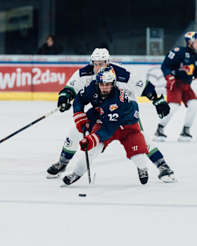 Red Bull Hockey Juniors bezwingen KHL Sisak mit 4:1 Red Bull Hockey Juniors bezwingen KHL Sisak mit 4:1