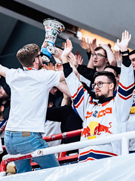 Salzburgs Fanclubs gehen voran Salzburgs Fanclubs gehen voran