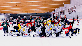 250602 Camp des Salzburger Eishockey-Nachwuchses - Teamfoto NW
