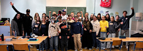 8:00 Uhr: Erste Stunde Eishockey mit den Red Bulls 