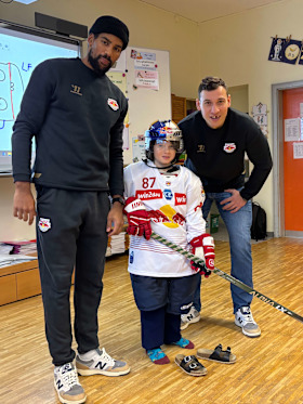 Frohe Weihnachten den jungen Fans der Red Bulls 
