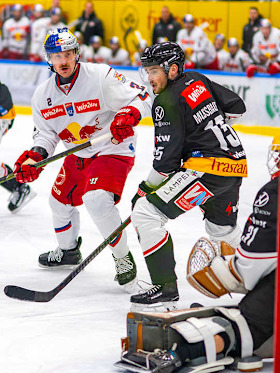 Red Bulls feiern sechsten Sieg in Serie Red Bulls feiern sechsten Sieg in Serie