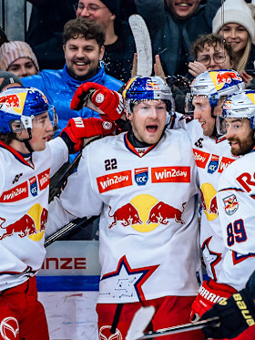 Zehnter Sieg in Serie | Red Bulls begeistern beim 6:1-Erfolg gegen Wien Zehnter Sieg in Serie | Red Bulls begeistern beim 6:1-Erfolg gegen Wien