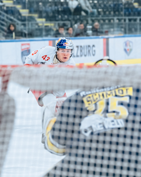Red Bull Hockey Juniors unterliegen im Salzburger Derby Red Bull Hockey Juniors unterliegen im Salzburger Derby